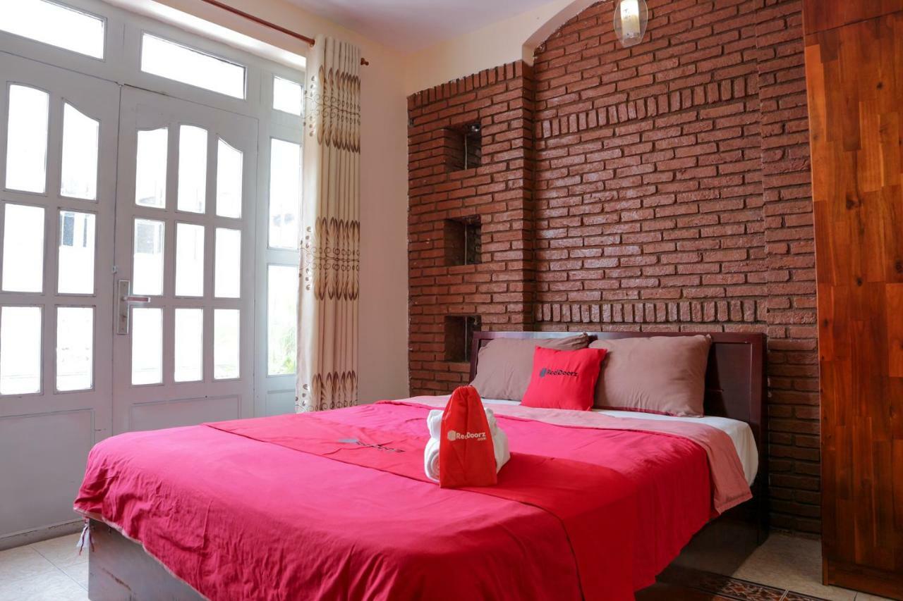 Reddoorz Near Khu Che Xuat Tan Thuan 2 Otel Ho Şi Min Dış mekan fotoğraf