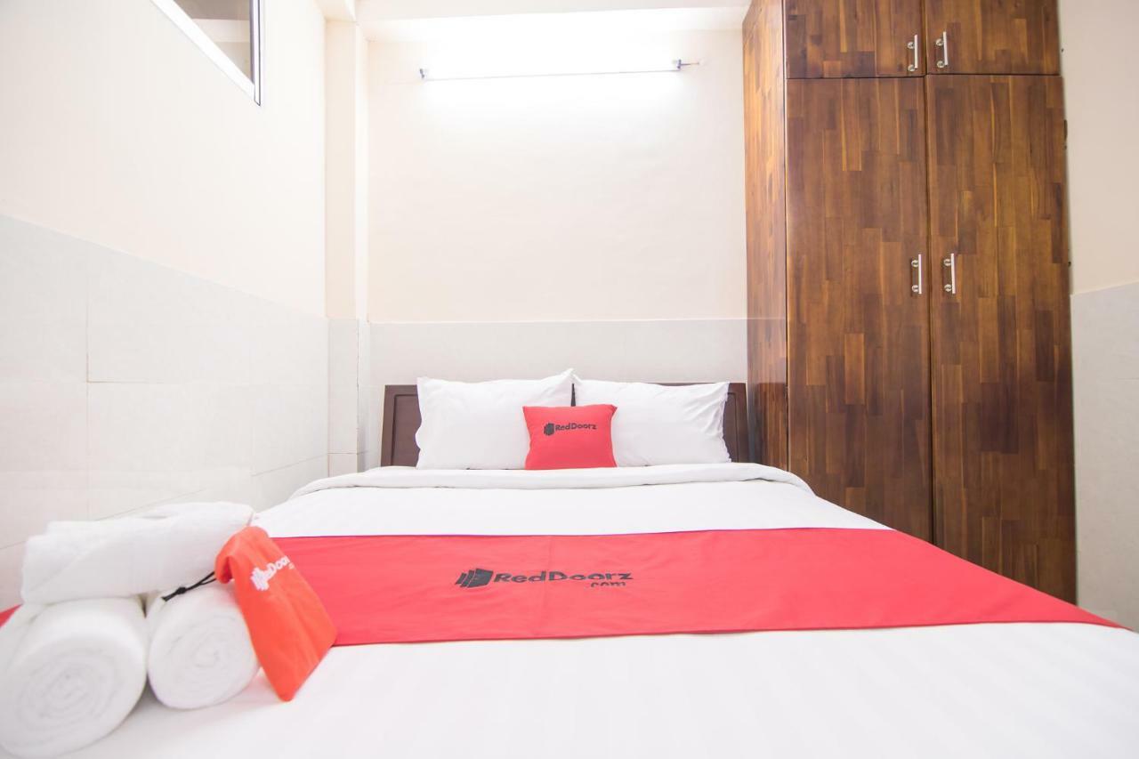 Reddoorz Near Khu Che Xuat Tan Thuan 2 Otel Ho Şi Min Dış mekan fotoğraf
