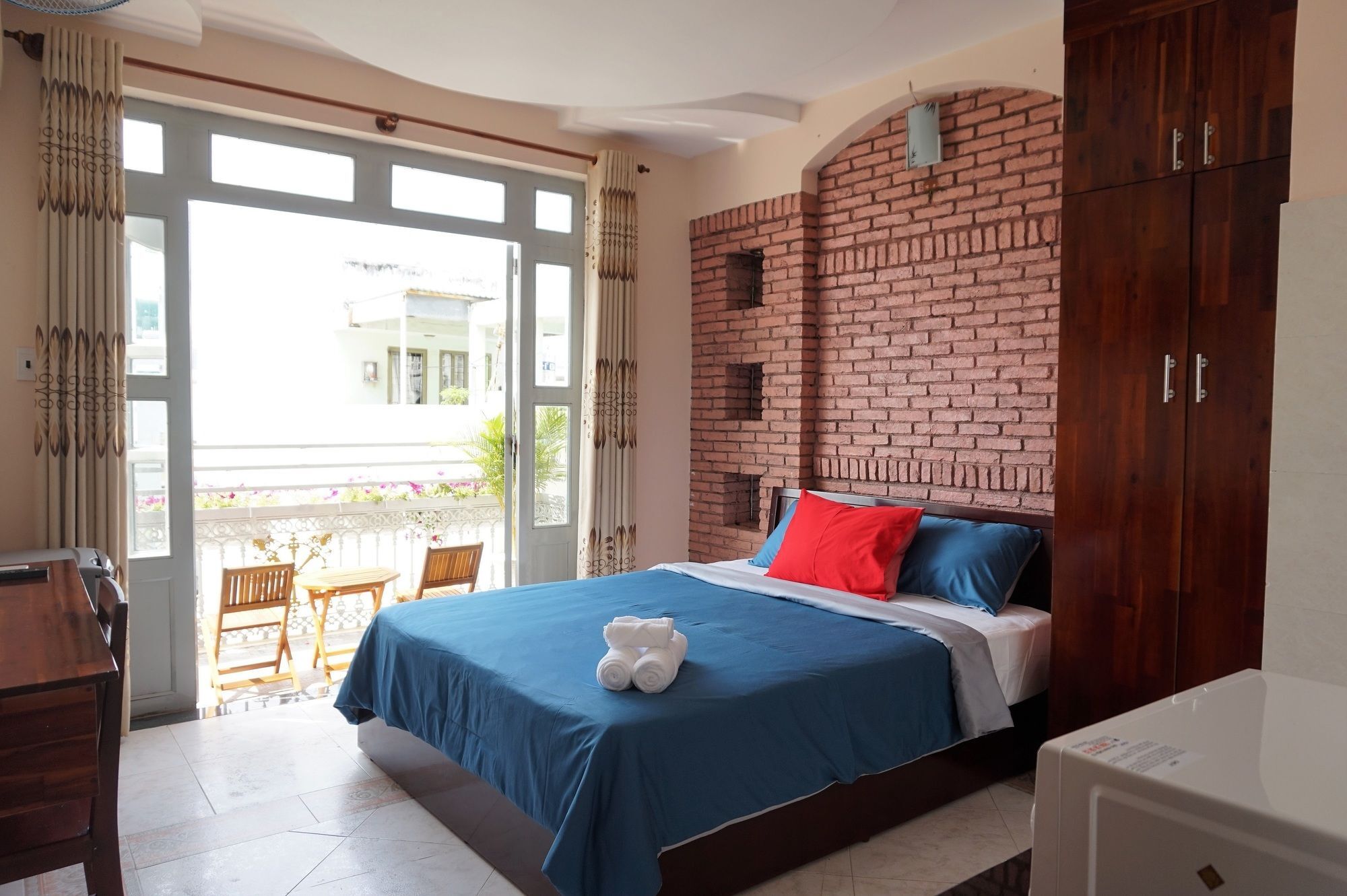 Reddoorz Near Khu Che Xuat Tan Thuan 2 Otel Ho Şi Min Dış mekan fotoğraf